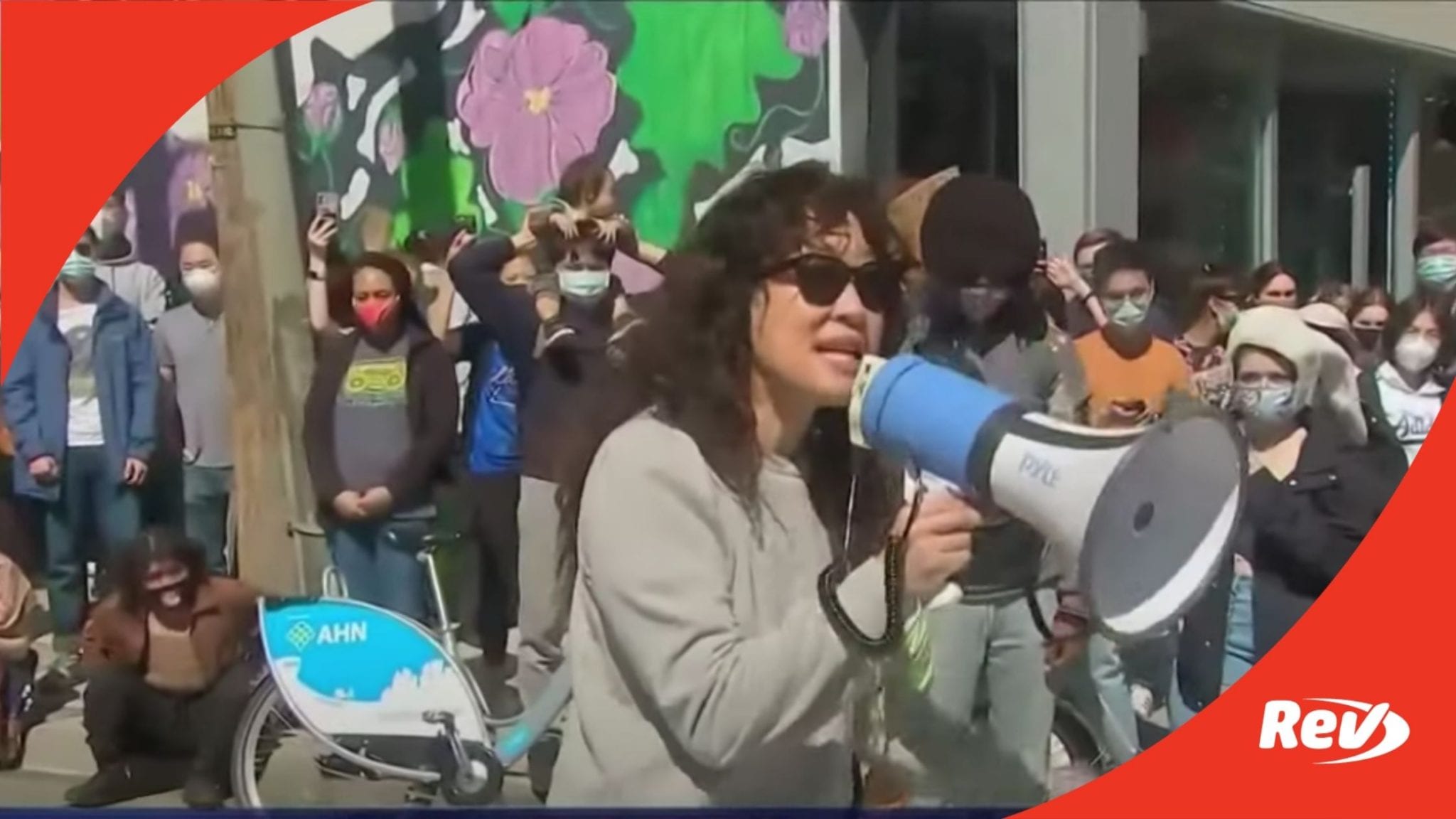 吴珊卓在奥克兰“停止亚裔仇恨”抗议活动上的演讲